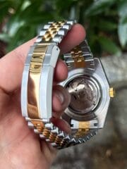SEIKOJUST SKY-DWELLER TWO TONE BLACK DIAL - Image 4